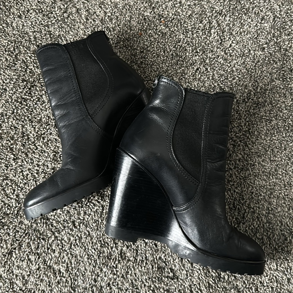Michael Kors Thea Black Leather Wedge Ankle Bootie sz 6.5